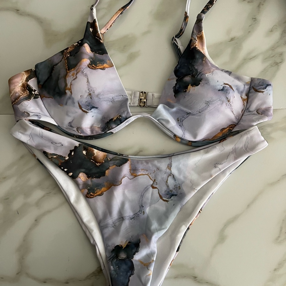 Marble Print Bikini Set